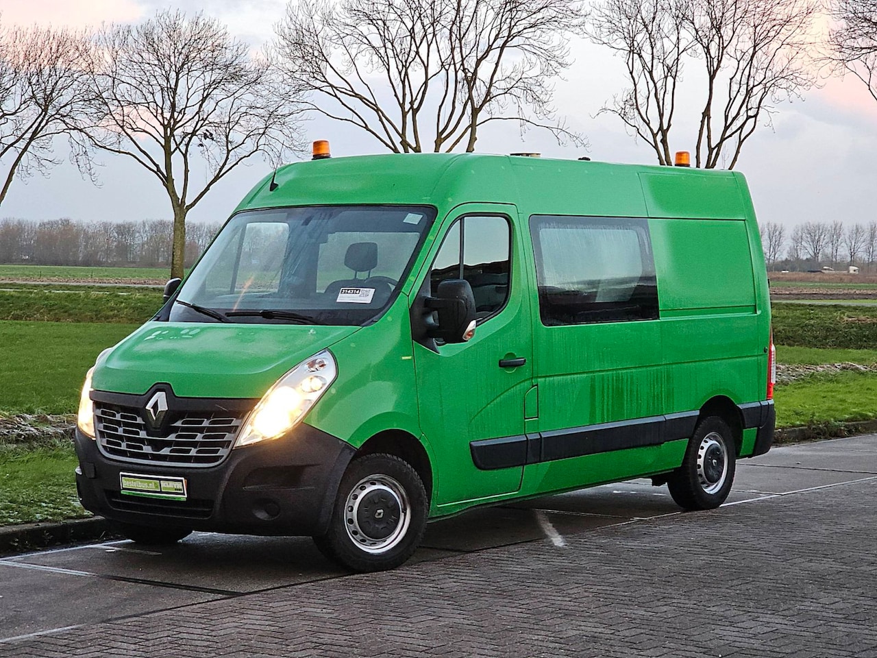 Renault Master - T35 2.3 dCi L2H2 dubbele cabine, airco, navi, pdc, trekhaak - AutoWereld.nl