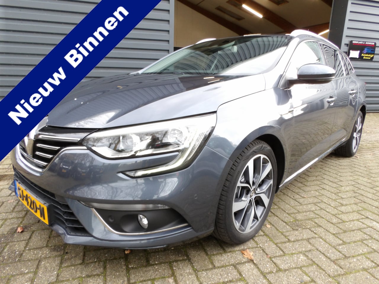 Renault Mégane Estate - 1.2 TCe Bose Trekhaak Clima Cruise Control Navi - AutoWereld.nl