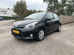 Toyota Yaris - 1.5 Full Hybrid Aspiration Dealer onderhouden Toyota Yaris  Eerste eigenaar