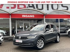 Volkswagen Tiguan - 1.5 TSI ACT. 150PK LED NAVI CAMERA TREKHAAK AIRCO LMV PDC