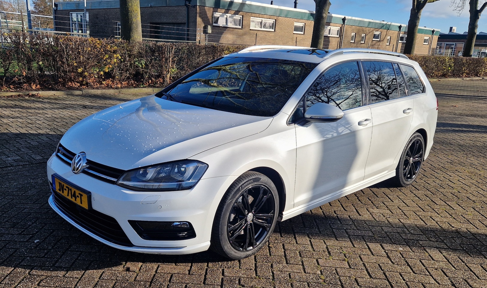 Volkswagen Golf Variant - 1.6 TDI Business Edition R - AutoWereld.nl