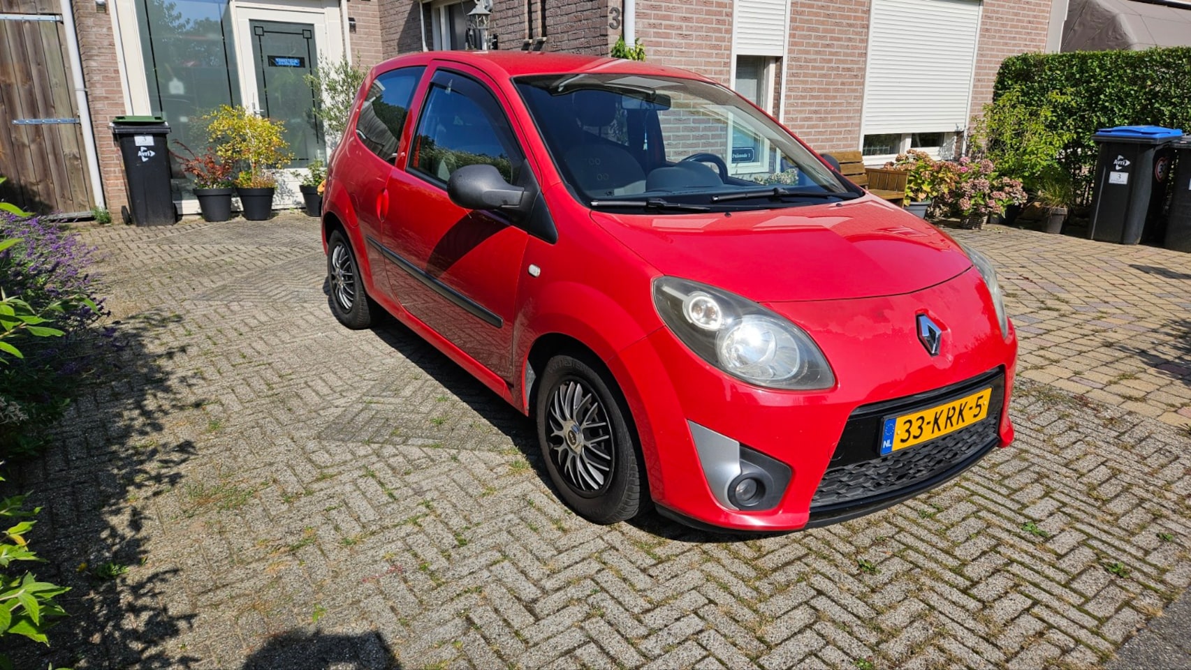 Renault Twingo - 1.2-16V Authentique - AutoWereld.nl