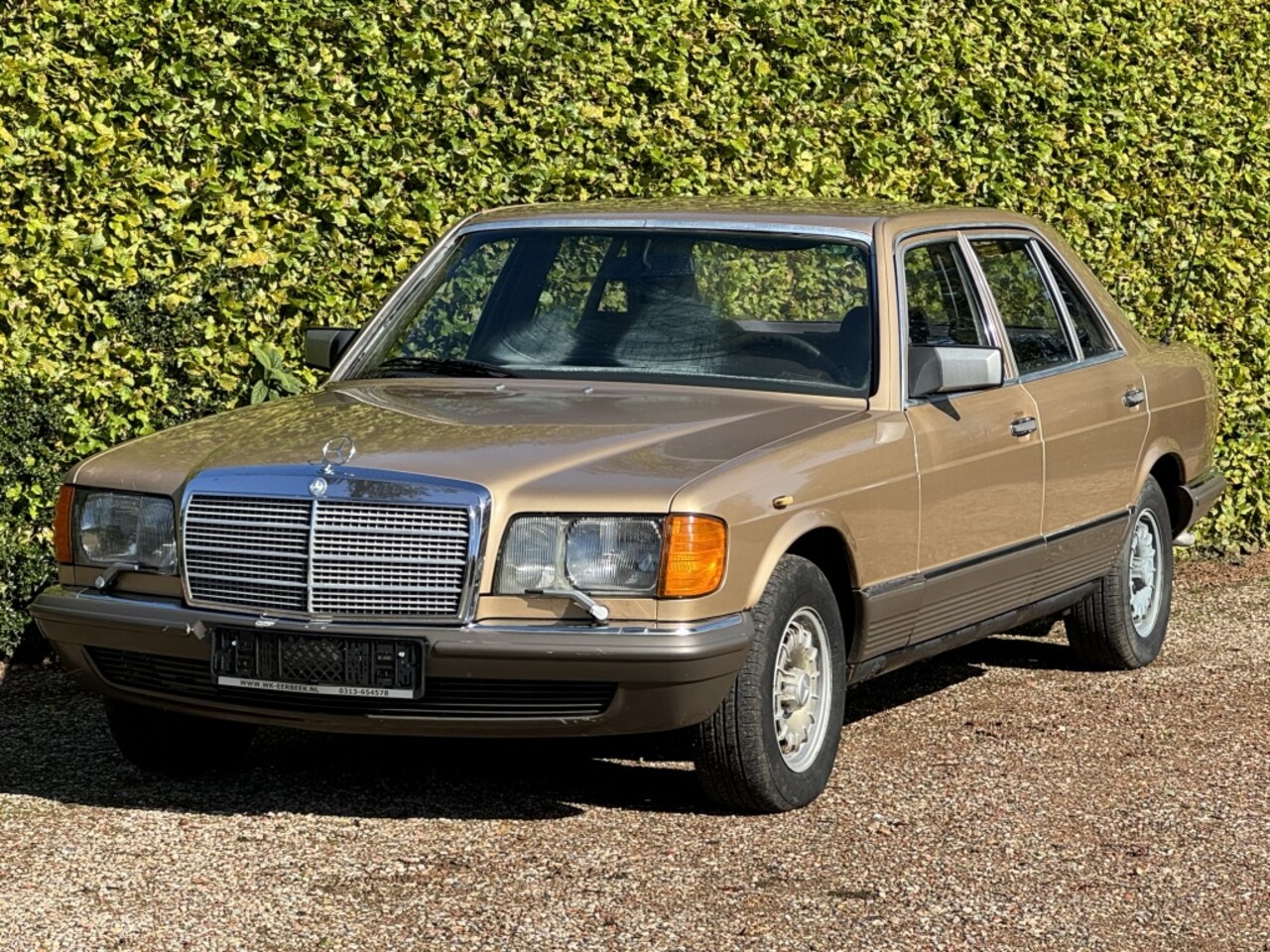 Mercedes-Benz S-klasse - 280 SEL w126 handgeschakeld - AutoWereld.nl