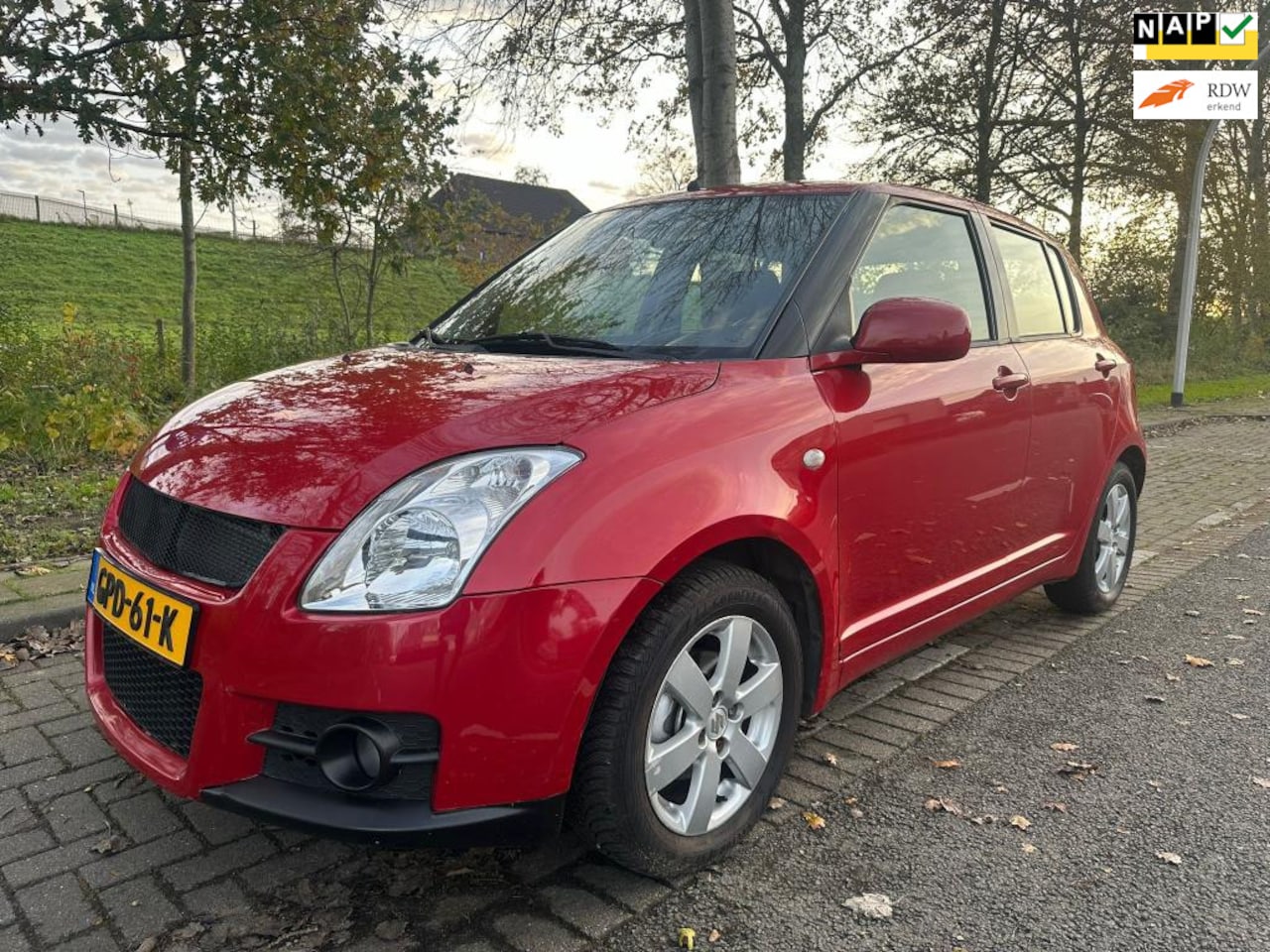 Suzuki Swift - 1.3 Comfort automaat ,airco , met nieuwe apk - AutoWereld.nl