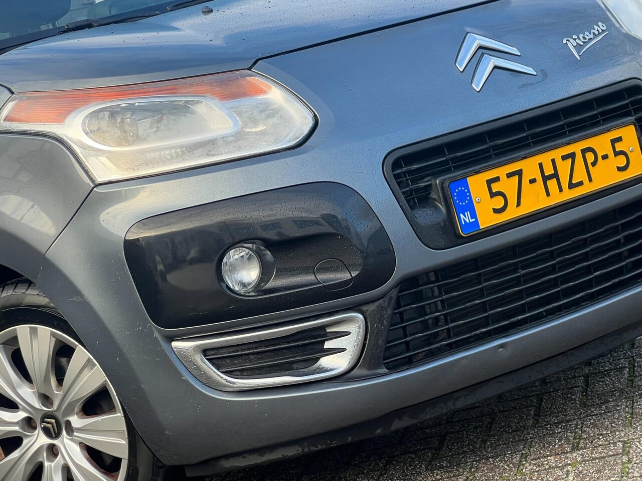 Citroën C3 Picasso - 1.4 VTi Seduction - Gris Fer - AC/Cruise/LMV - Keurig - AutoWereld.nl