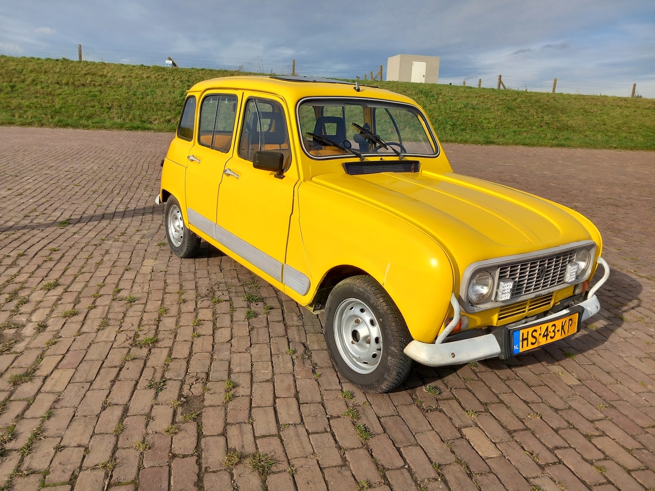 Renault 4 - R 4 GTL Gtl - AutoWereld.nl