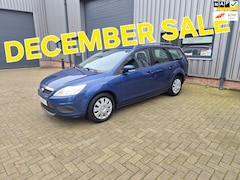 Ford Focus Wagon - 1.6-16V Ambiente DECEMBER SALE VAN € 2750 VOOR € 2500