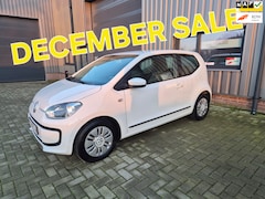 Volkswagen Up! - 1.0 move up BlueMotion DECEMBER SALE VAN € 4250 VOOR € 3995