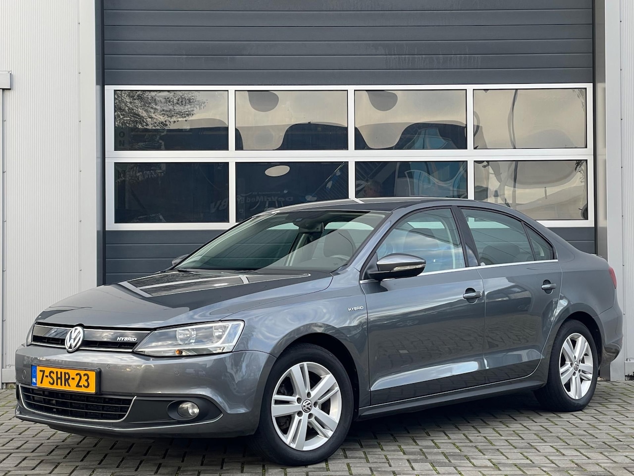 Volkswagen Jetta - 1.4 TSI Hybrid Comfortline | Navi | PDC v+a | Climate | Cruise control | 16'' velgen - AutoWereld.nl