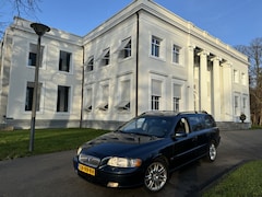 Volvo V70 - 2.5T AUT, VOLLEDER, EDITION 2