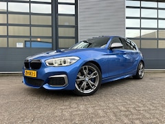 BMW 1-serie - M135i xDrive M-Sport Harman-Kardon Pano LED Keyless