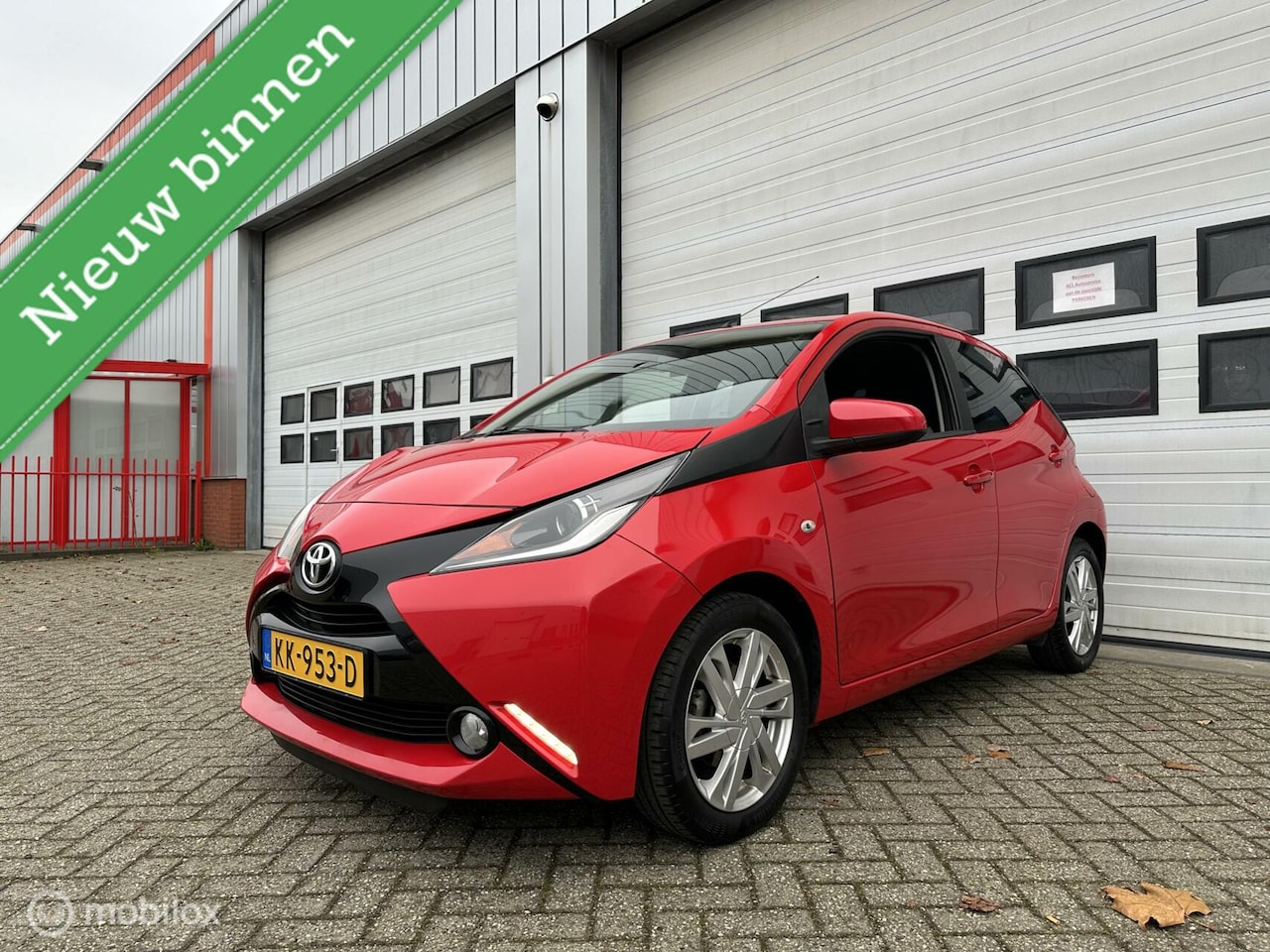 Toyota Aygo - 1.0 VVT-i x-play/Camera/Cruise/LM Velgen/Airco - AutoWereld.nl