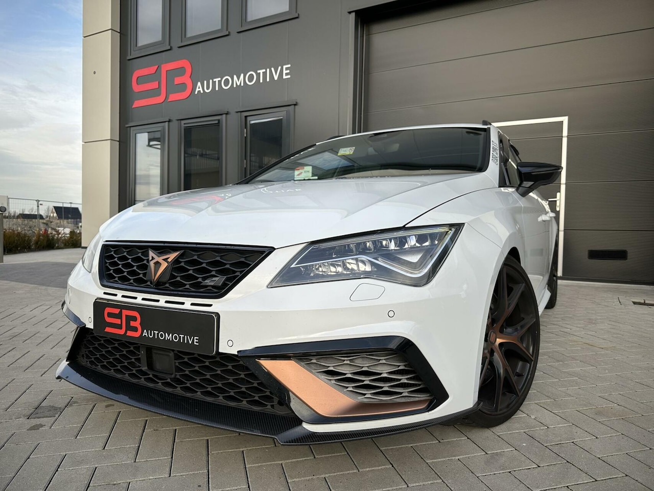 Seat Leon ST - 2.0 TSI 4DRIVE CUPRA Ultimate Edition 2.0 TSI 4DRIVE CUPRA Ultimate Edition - AutoWereld.nl