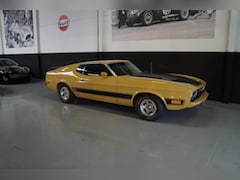 Ford Mustang - Mach 1 V8 351 Ram Air Concourse restoration (1973)