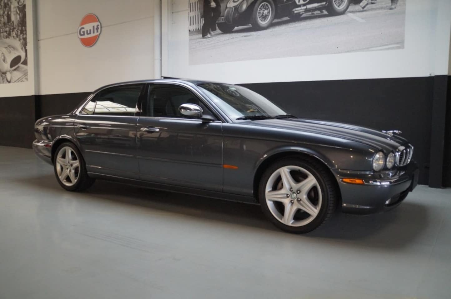 Jaguar XJ - XJL 350 4.2 van den plas Edition - Stunning (2005) - AutoWereld.nl