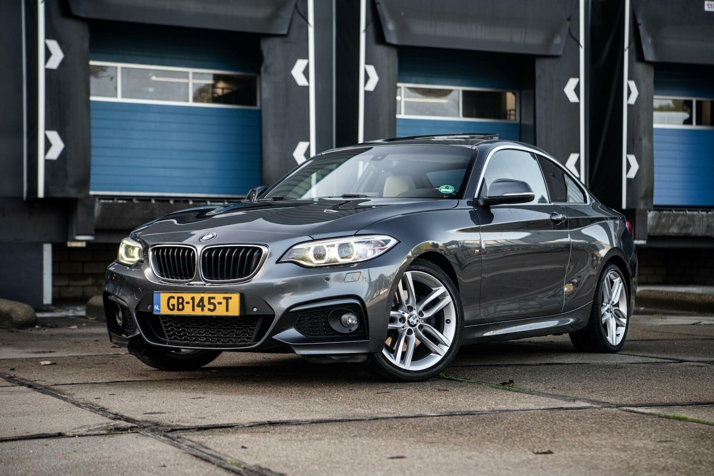 BMW 2-serie Coupé - 220d 190PK Aut M-Sport Schuifdak Xenon Sportleder - AutoWereld.nl