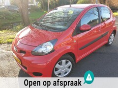 Toyota Aygo - 1.0-12V Comfort/AUTOMAAT/ 5 DRS