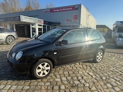 Volkswagen Polo - 1.4-16V Athene