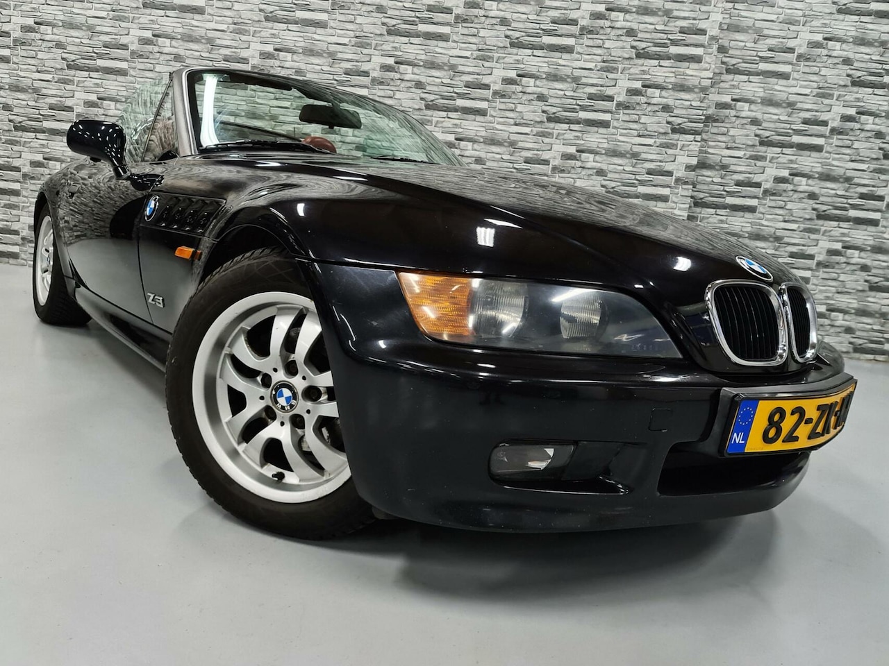 BMW Z3 Roadster - 1.9 Cabriolet Widebody*Remus*Elek.dak*NAP! - AutoWereld.nl