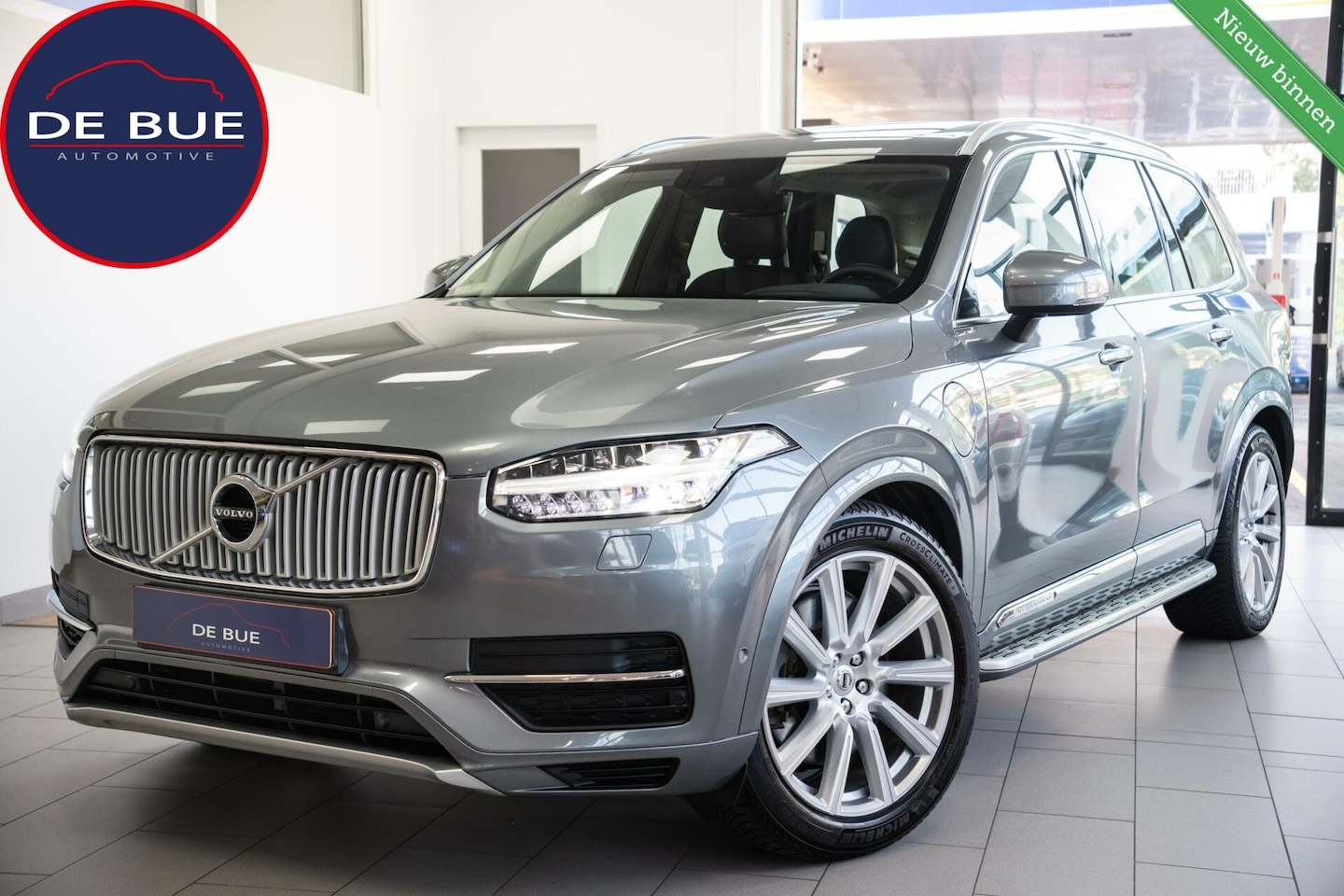 Volvo XC90 - 2.0 T8 Twin Engine AWD Inscription 7Pers Luchtvering Massage LED Panoramadak CarPlay Full - AutoWereld.nl