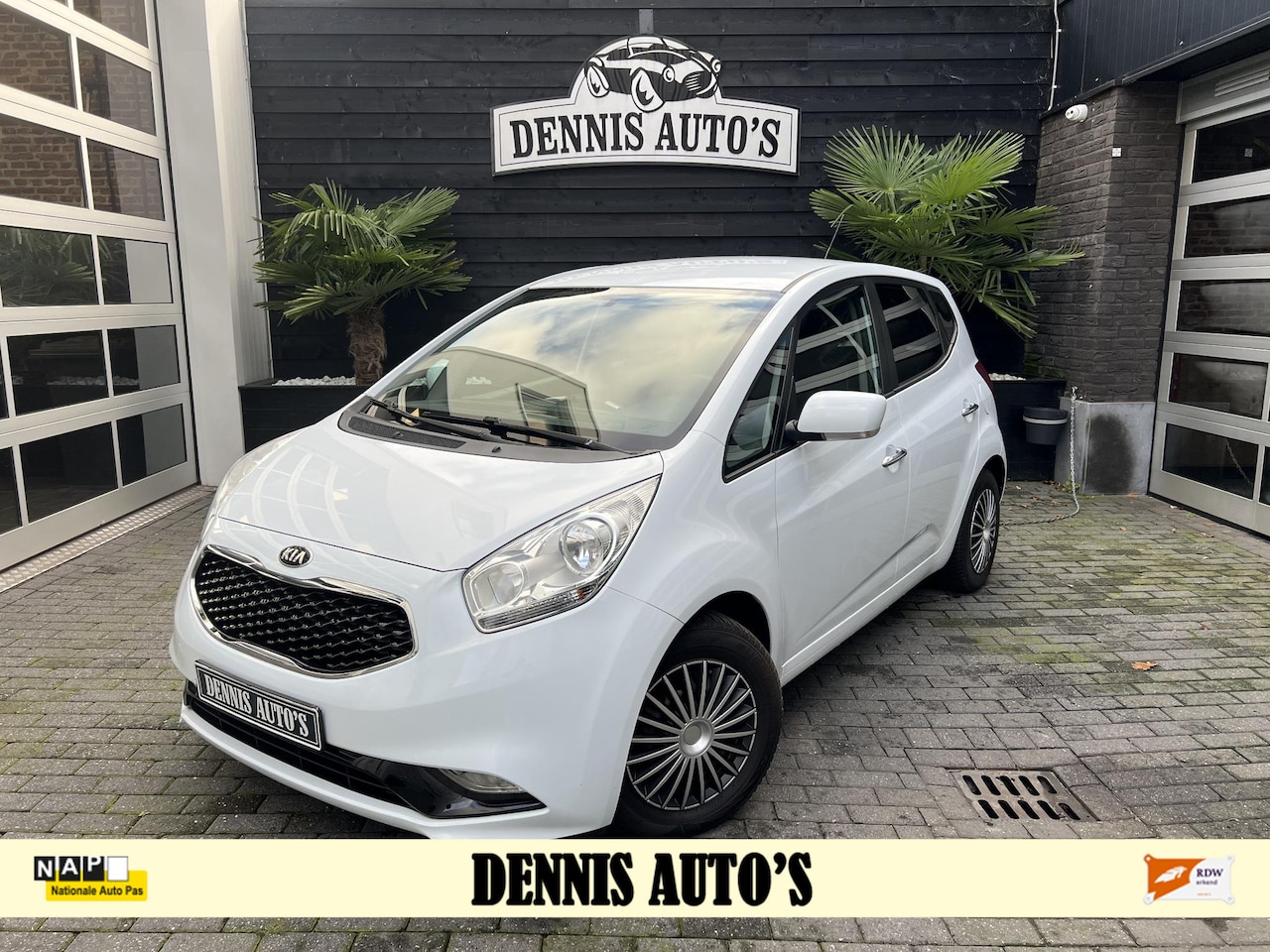 Kia Venga - 1.6 CVVT DynamicLine verw. Stuur stoelen - AutoWereld.nl