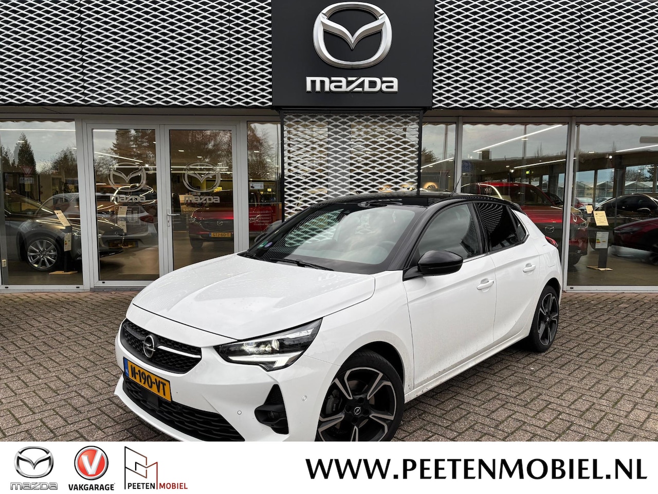 Opel Corsa - 1.2 Ultimate | ZWART DAK | HALF LEDER | DAELERONDERHOUDEN | PARKEERSENSOREN VOOR+ACHTER | - AutoWereld.nl