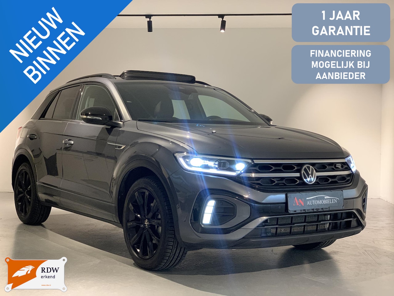 Volkswagen T-Roc - 1.5 TSI 3 x R-line Full option 3 Jaar garantie - AutoWereld.nl