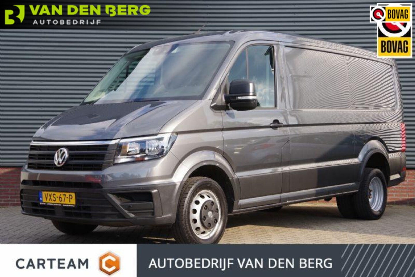 Volkswagen Crafter - 50 2.0 TDI L3H2 (L2H1) 177PK AUT. 3.5T TREKGEW. CAMERA, NAVI, CRUISE, AIRCO, STOELVERWARMI - AutoWereld.nl