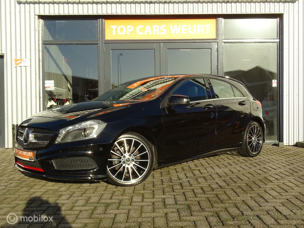 Mercedes-Benz A-klasse - 180 AMG /NAVI/LED/STOELVERWARMING/TOP OCCASION - AutoWereld.nl