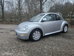 Volkswagen New Beetle - 2.0 Highline