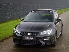 Seat Leon ST - CUPRA 300 4DRIVE | Pano - Beats - Kuipstoelen