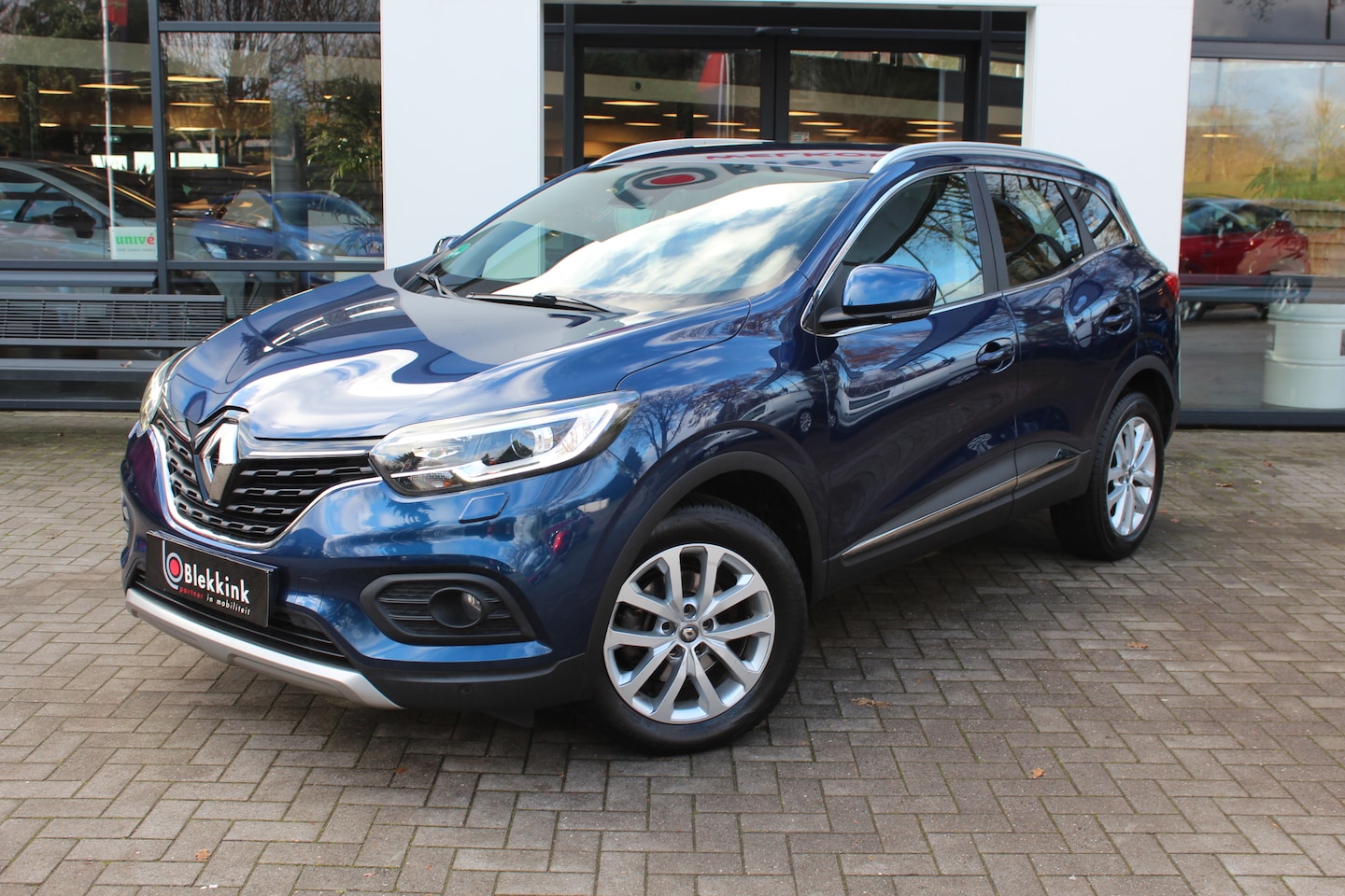 Renault Kadjar - 1.3 TCe Intens 140 pk Navigatie, Cruise, Clima, Stoel verw., LMV - AutoWereld.nl