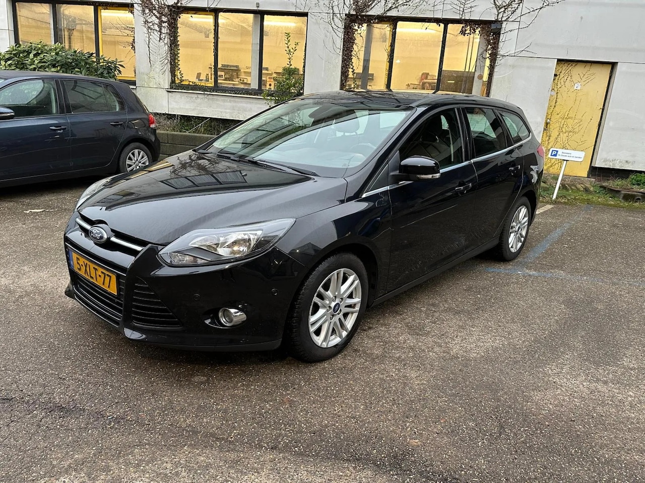 Ford Focus Wagon - 1.0 EcoBoost Edition Plus 1.0 EcoBoost Edition Plus - AutoWereld.nl