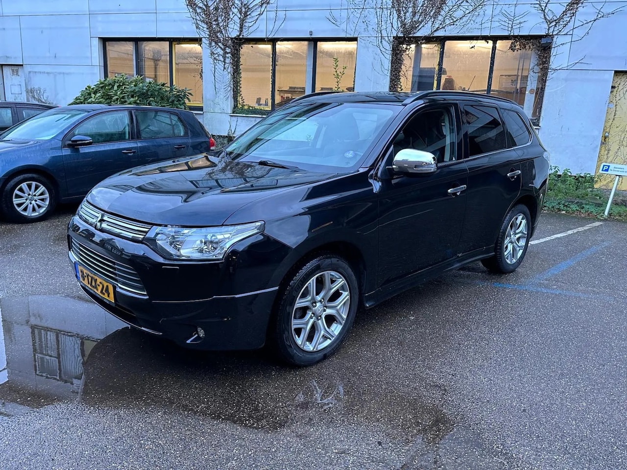 Mitsubishi Outlander - 2.0 PHEV instyle 2.0 PHEV Instyle+ - AutoWereld.nl