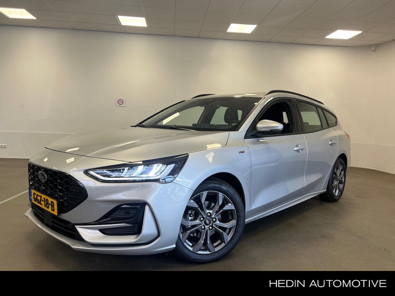 Ford Focus Wagon - 1.0 EcoBoost Hybrid ST-Line Automaat - AutoWereld.nl