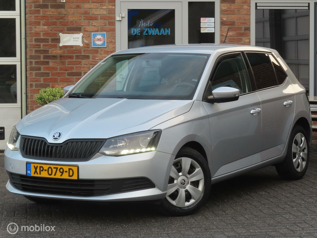 Skoda Fabia - 1.0 Active Airco/Audio/PDC - AutoWereld.nl