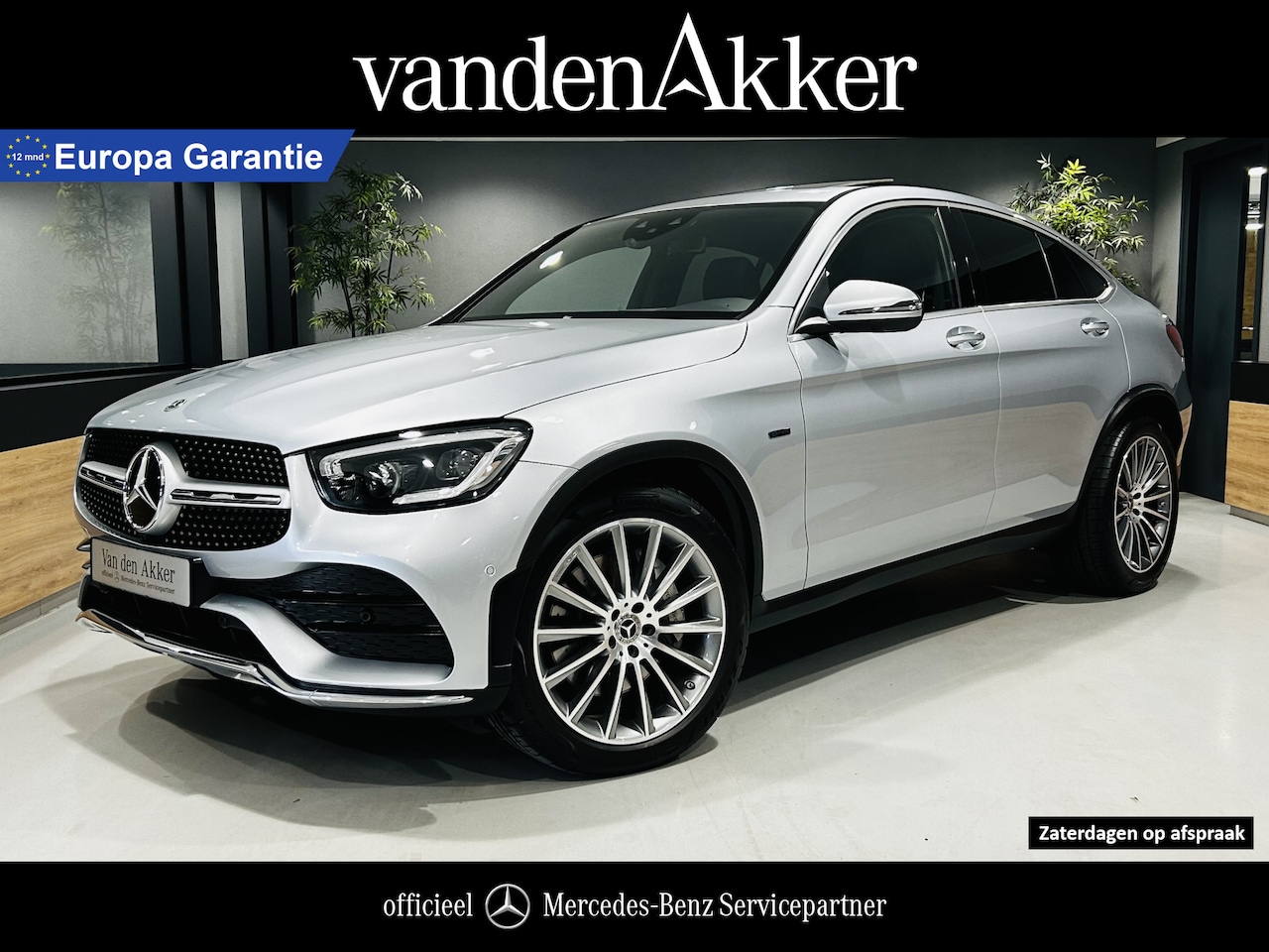 Mercedes-Benz GLC-klasse Coupé - 300e AMG // Luchtvering // Burmester // Schuifdak // 360 Camera // Memory Stoelen // Multi - AutoWereld.nl