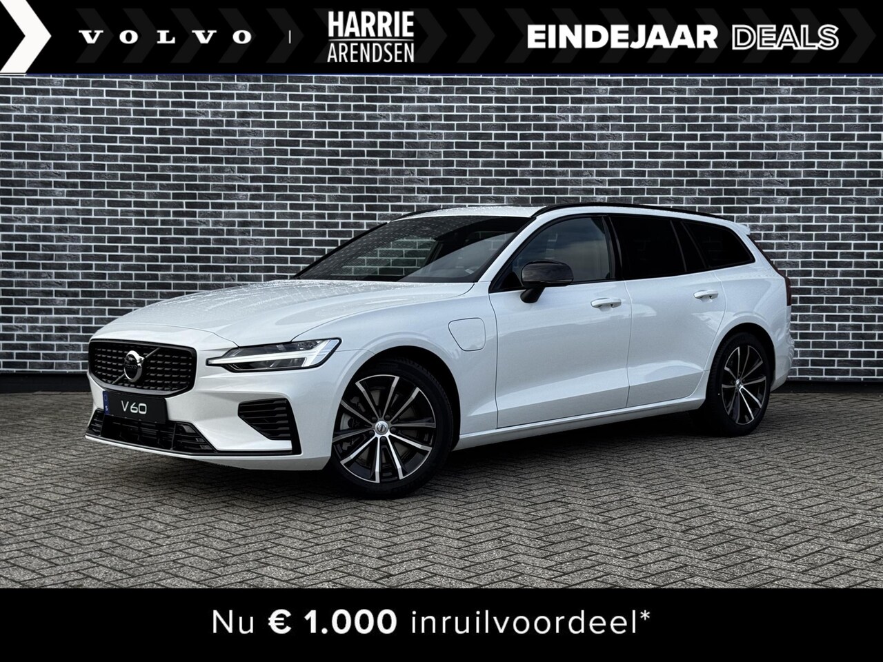 Volvo V60 - 2.0 T6 Recharge AWD Plus Dark | Adaptieve Cruise Control | Schuifdak | Getint glas | Harma - AutoWereld.nl