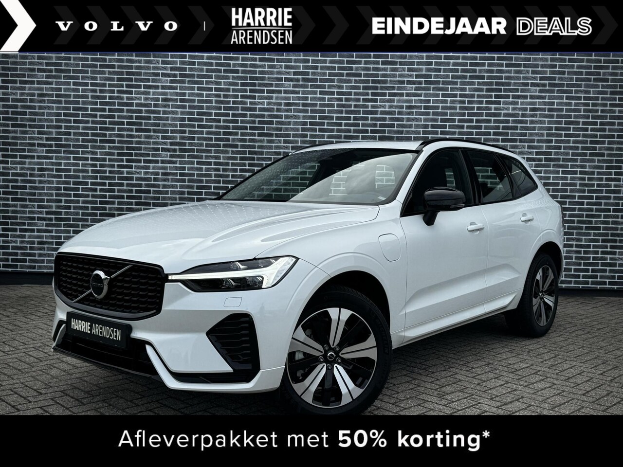 Volvo XC60 - 2.0 Recharge T6 AWD Plus Dark | Nieuwe auto | Adaptieve Cruise Control | Schuifdak | Stoel - AutoWereld.nl