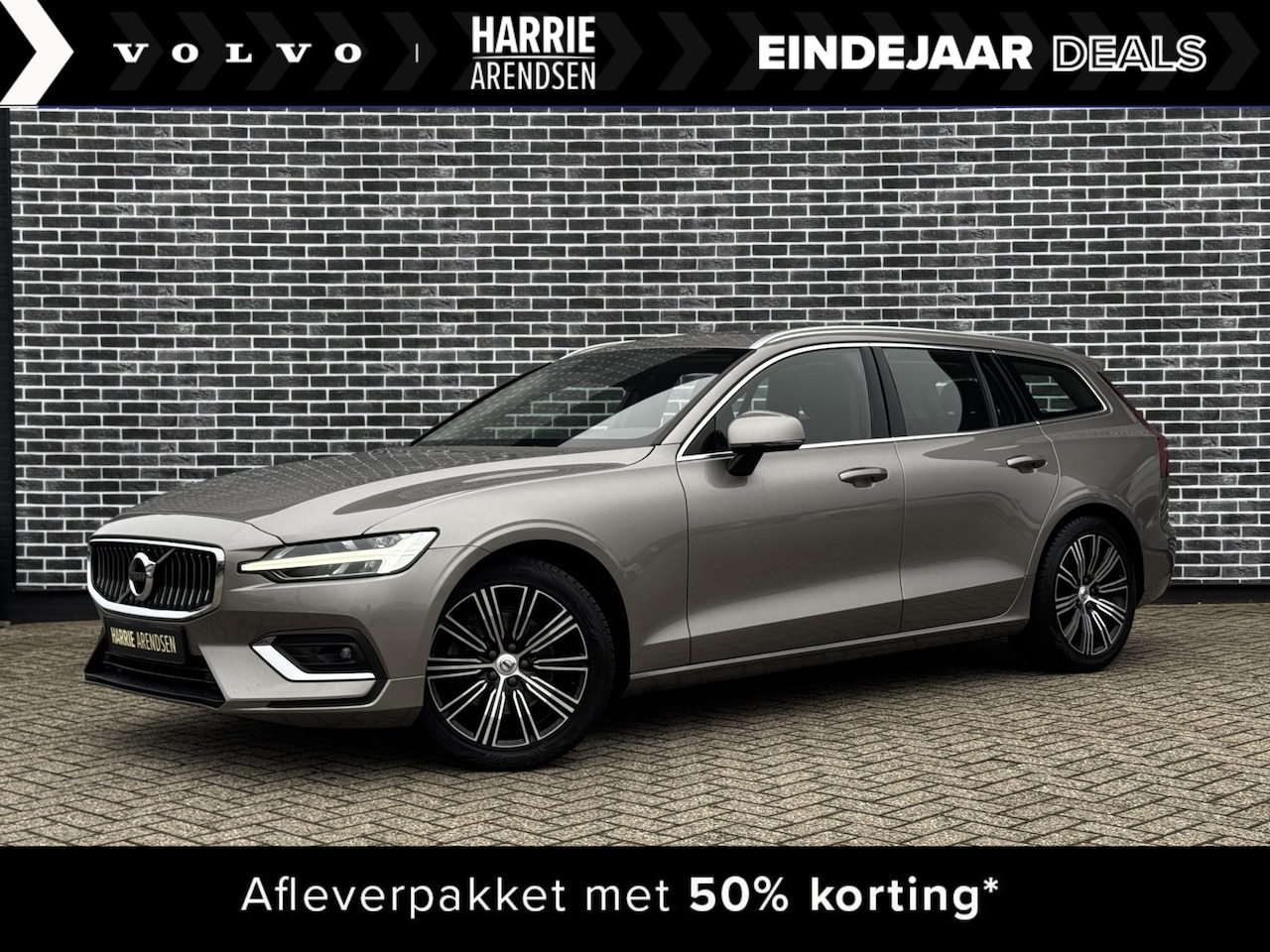 Volvo V60 - 2.0 B3 Inscription | Schuifdak | Standkachel | Harman Kardon audio | stoel en stuurverwarm - AutoWereld.nl