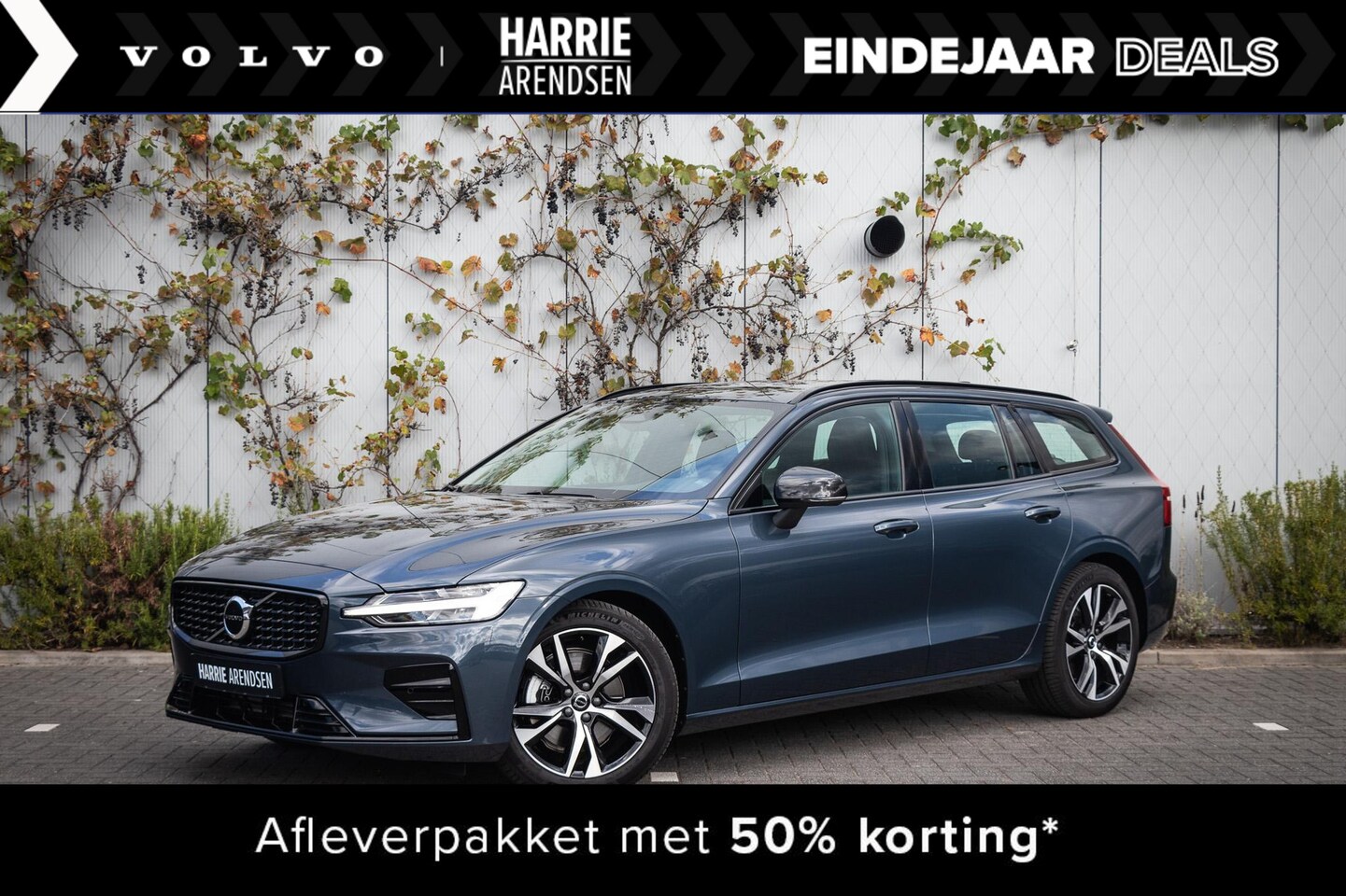 Volvo V60 - B4 Aut.7 Plus Dark | Adaptieve Cruise Control | Trekhaak | Stoel + stuurverwarming | Elekt - AutoWereld.nl