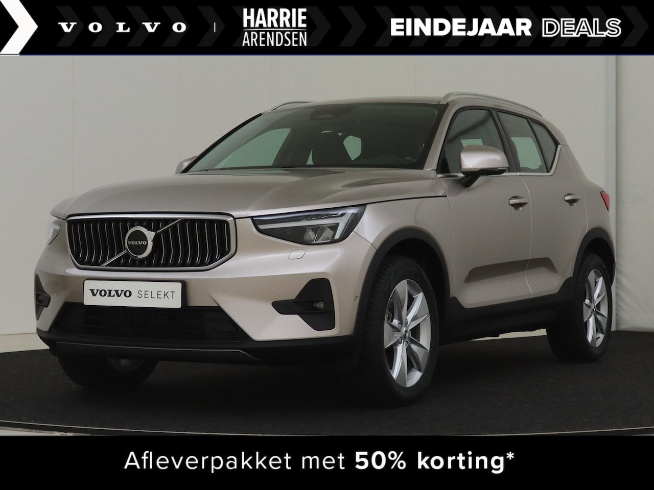 Volvo XC40 - 2.0 B3 Plus Bright | Adaptieve Cruise Control | 360 graden Camera | Parkeerverwarming | Tr - AutoWereld.nl