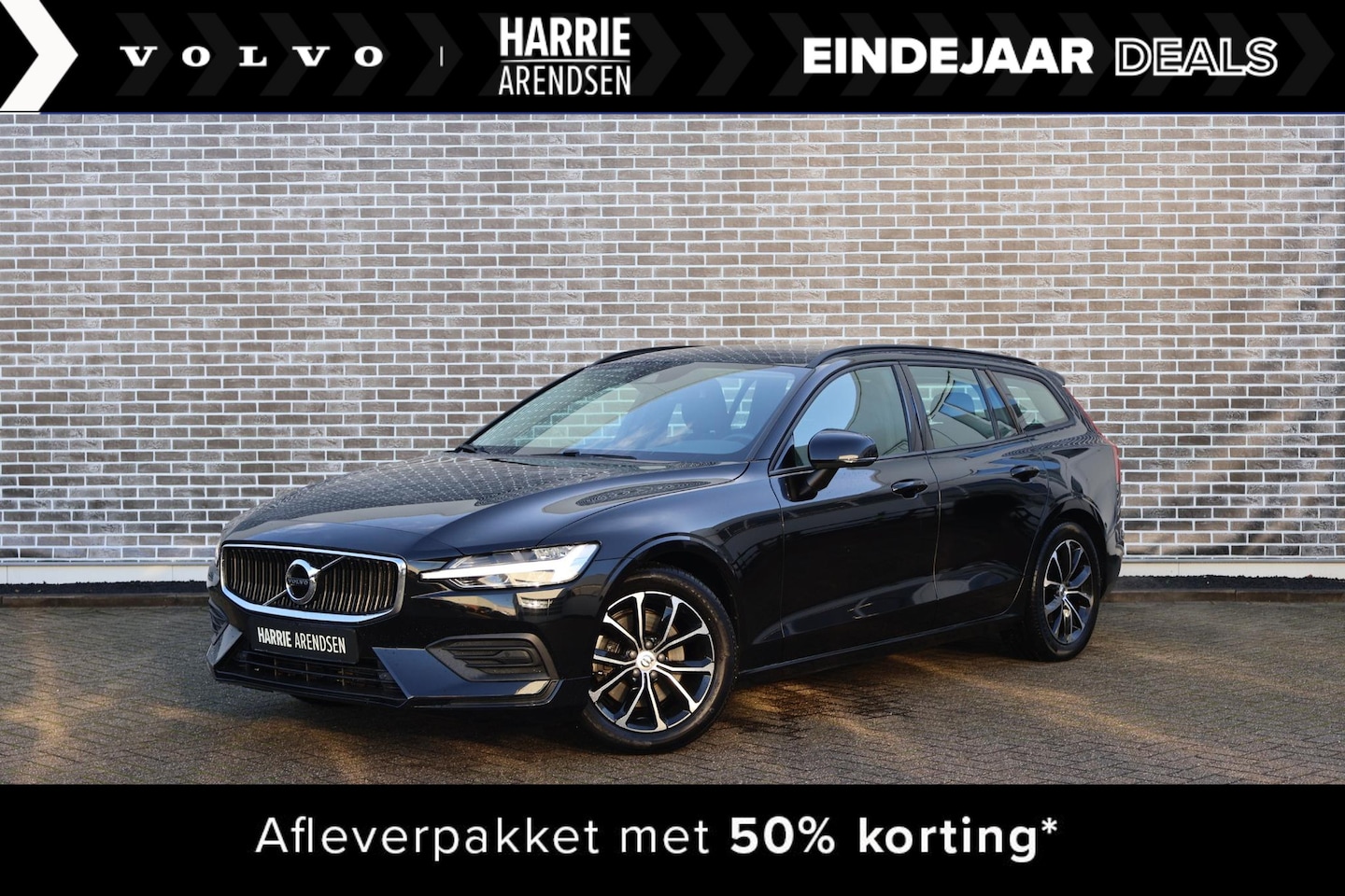 Volvo V60 - 2.0 B3 Momentum | Stoelverwarming | Parkeersensoren voor en achter | Camera | Voorruitverw - AutoWereld.nl