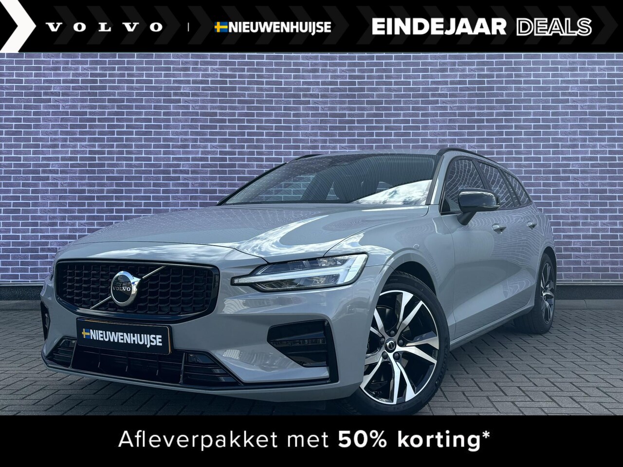 Volvo V60 - B4 Automaat Plus Dark | Adaptive cruise control | Trekhaak | Stoel- en stuurverwarming | G - AutoWereld.nl