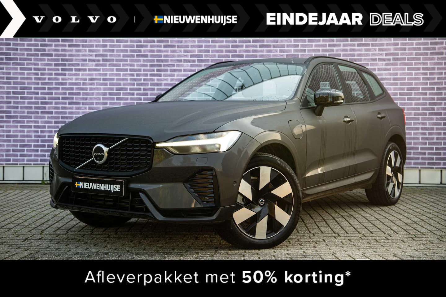 Volvo XC60 - 2.0 Recharge T6 AWD Ultimate Dark | Navi | Trekhaak | 360 Camera | Stoel-Stuur verwarming - AutoWereld.nl