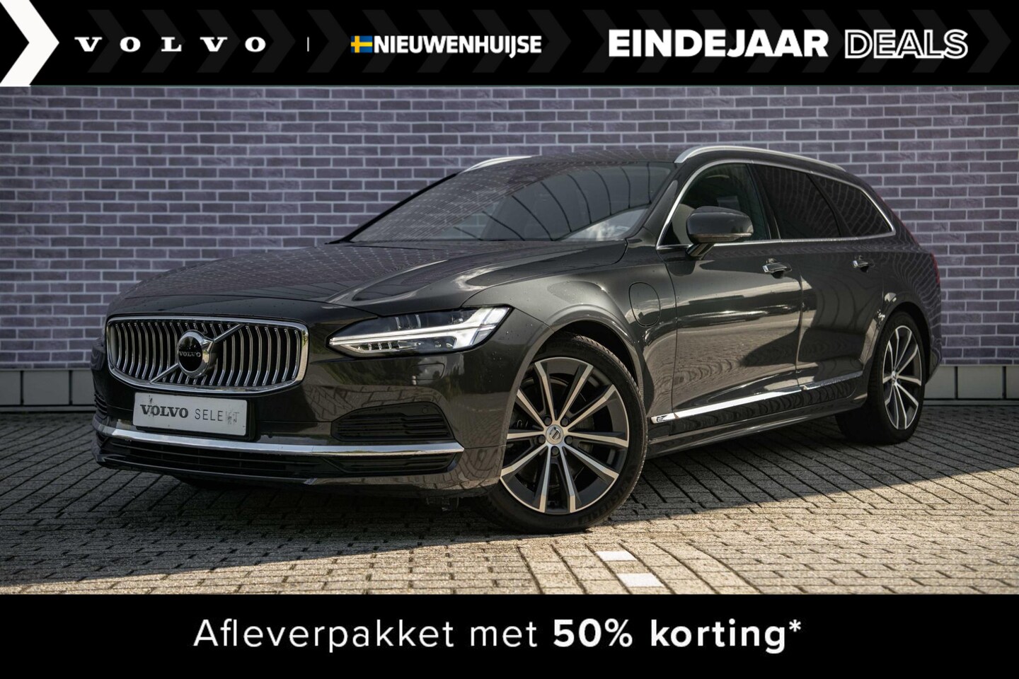 Volvo V90 - Recharge T6 AWD Inscription | Navigatie | Harman Kardon audio | Trekhaak | Panoramadak | G - AutoWereld.nl