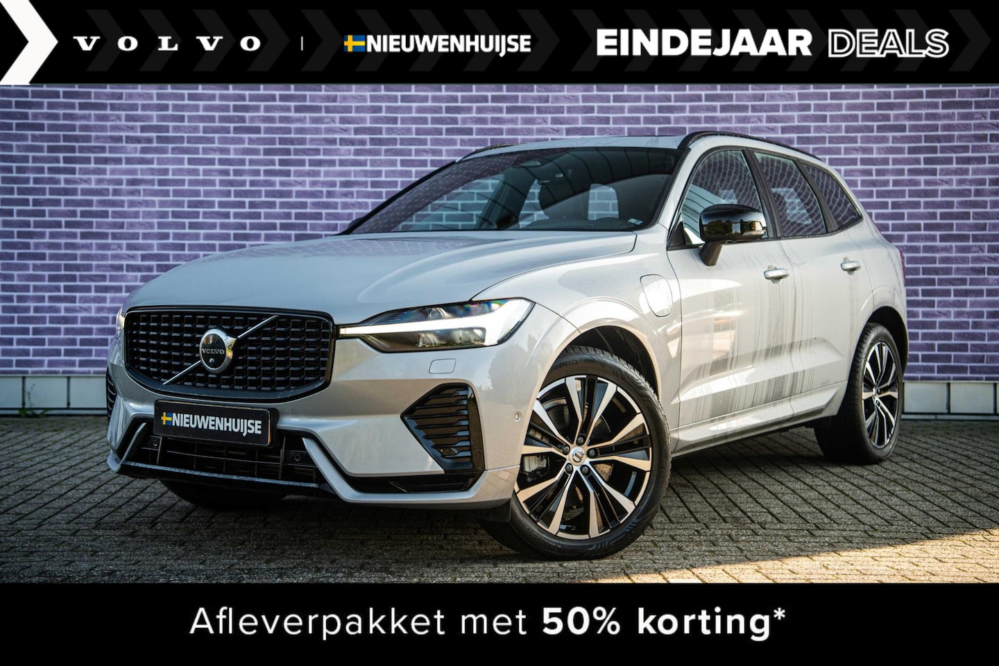 Volvo XC60 - 2.0 Recharge T6 AWD Ultimate Dark | Navi | Luchtvering | Bowers&Wilkins | Trekhaak | 360 C - AutoWereld.nl