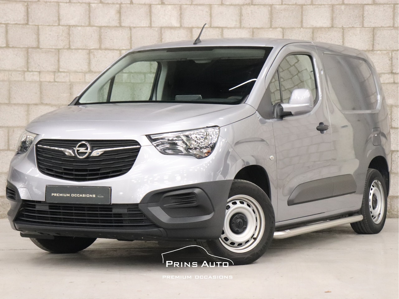 Opel Combo - 1.5D L1H1 Edition |TREKHAAK|BETIMMERING|CRUISE|NAVI| - AutoWereld.nl