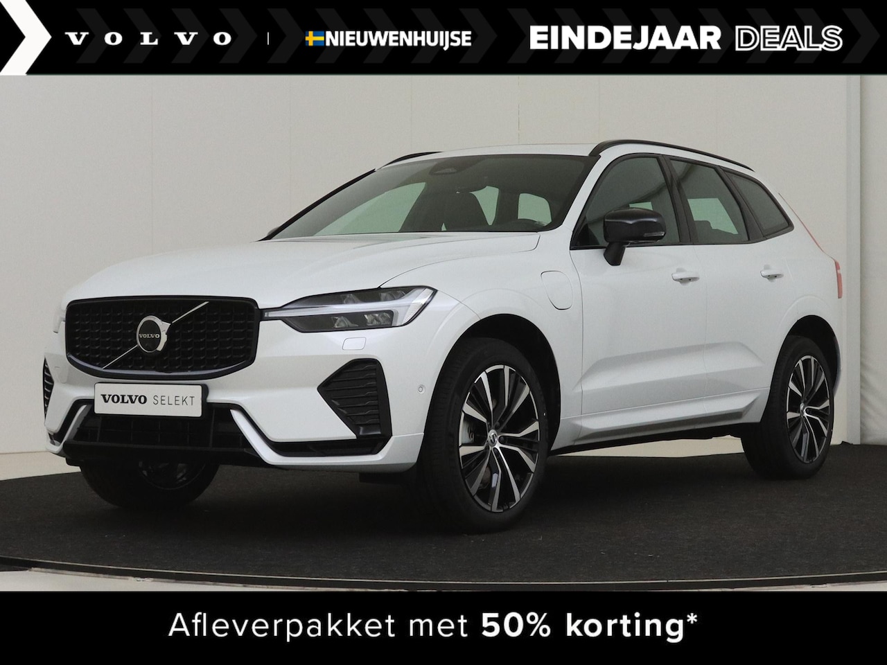 Volvo XC60 - 2.0 Recharge T6 AWD Ultimate Dark | Trekhaak | Luchtvering | Bowers & Wilkins | Standkache - AutoWereld.nl