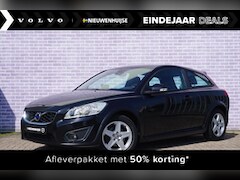 Volvo C30 - 2.0 Momentum | Leder | High Performance audio | Navigatie | Bluetooth | parkeer sensoren |